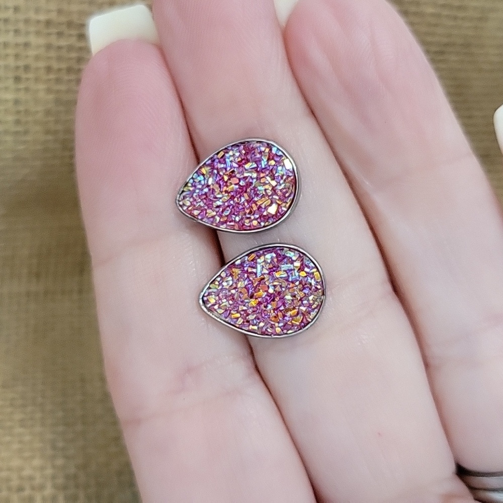 FIERY MAGENTA DRUZY TEARDROP EARRINGS